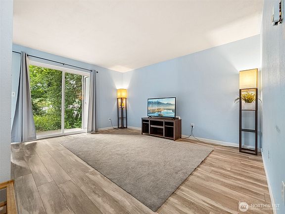 5th image of 4601 SW 320th Street #R2