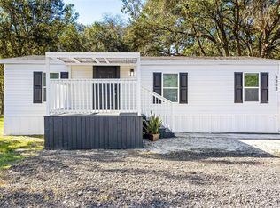 6633 Dog Rose Dr, Zephyrhills, FL 33544