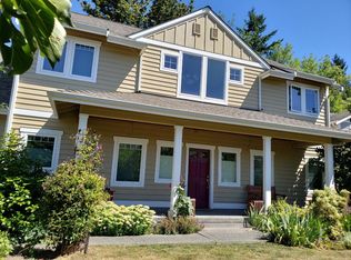 2112 Belfair Ave NE, Bainbridge Island, WA 98110