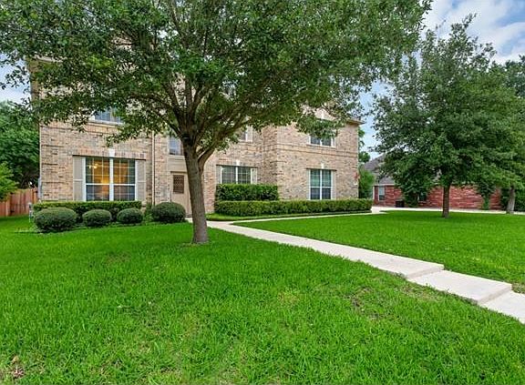 3rd image of 12417 Tabor Oaks Dr