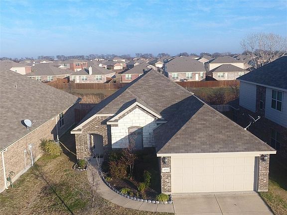 2nd image of 2212 Eppright Dr