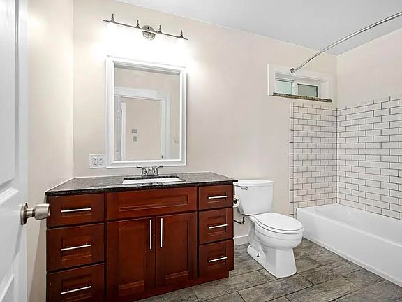3rd image of 3114 Magnolia St #1