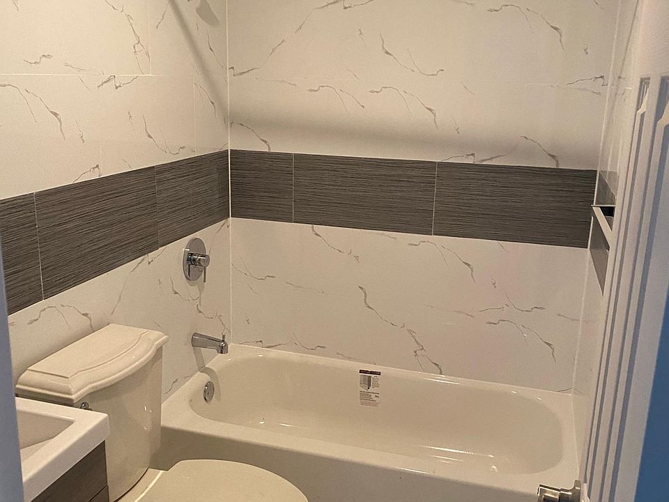 1st image of 926 E 221st St #2