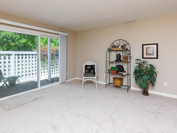 4th image of 755 14th Ave APT 513