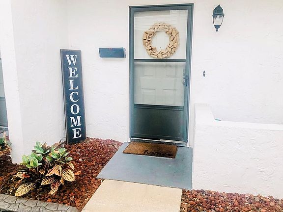 2nd image of 2018 Lakeview Dr