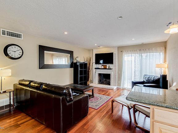4th image of 1532 E Driftwood Dr