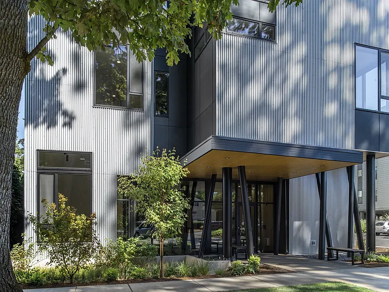 11th and Ferry Lofts — Photo 1