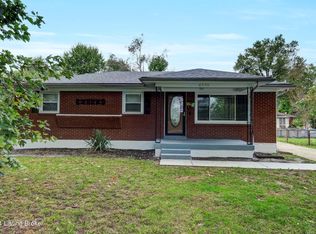 4332 Charlotte Ann Dr, Louisville, KY 40216