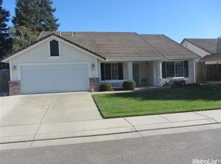 2403 Matthew Ln, Escalon, CA