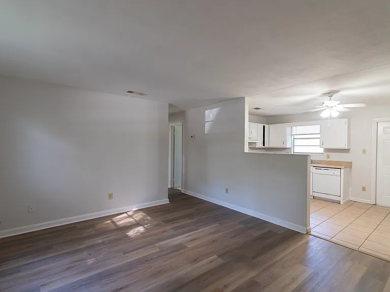 3741 Maria Cir — Photo 4