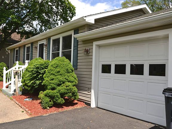 3rd image of 23 Velina Dr