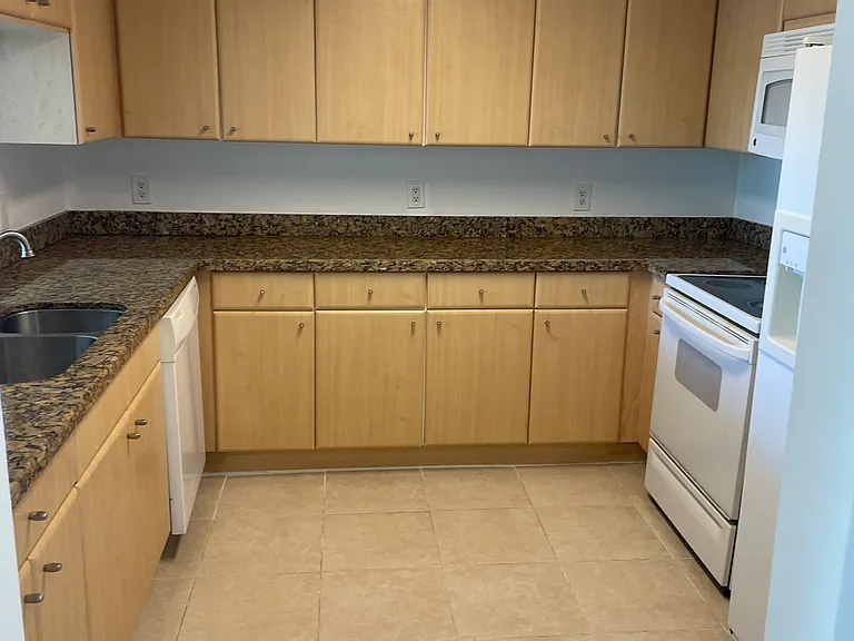 2475 Brickell Ave #709 — Photo 48