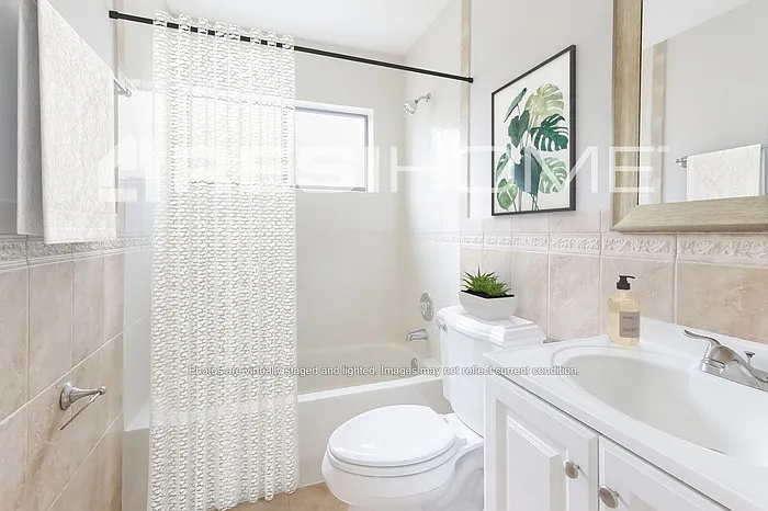 9940 Spanish Isles Dr — Photo 16