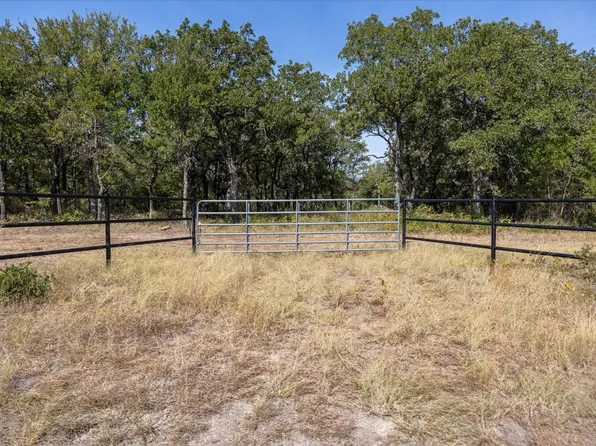 Fm 2127, Chico, TX 76431