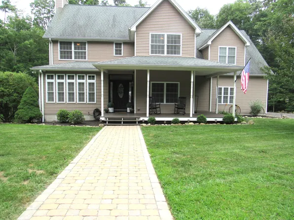 5 Knollwood Place, Prospect, CT 06712