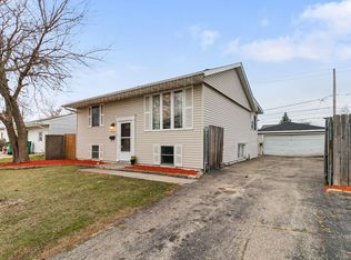 226 Healy Ave, Romeoville, IL 60446