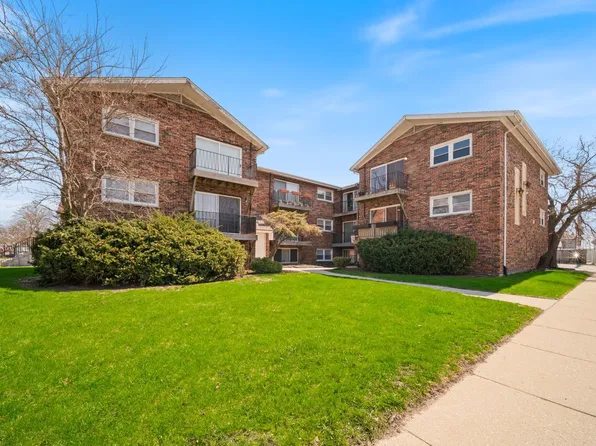 4545 S Prescott Ave #101, Lyons, IL 60534
