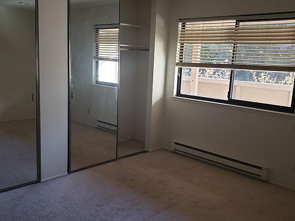 5th image of 1163 N Abbott Ave