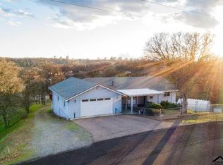 14975 Shetland Ln, Red Bluff, CA 96080