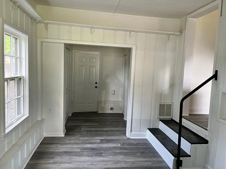 1604 Truman Ave — Photo 13