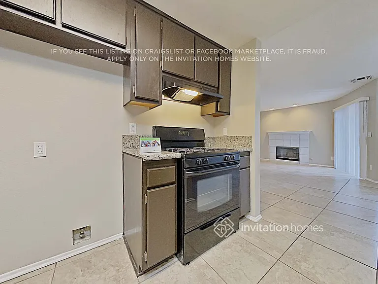248 E Louise St — Photo 9