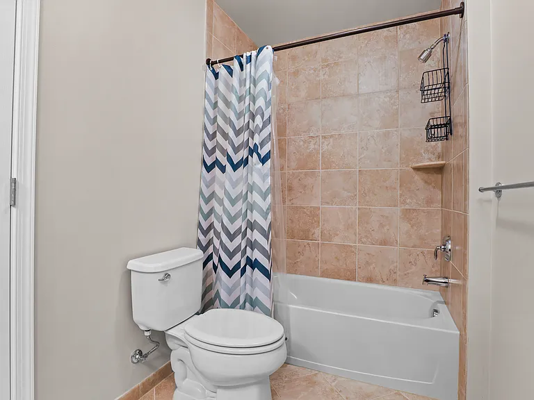 24303 Saybrook Ct — Photo 30