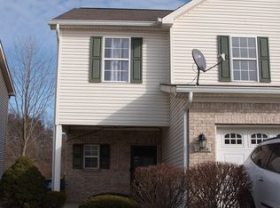 10304 Golden Dr, Noblesville, IN