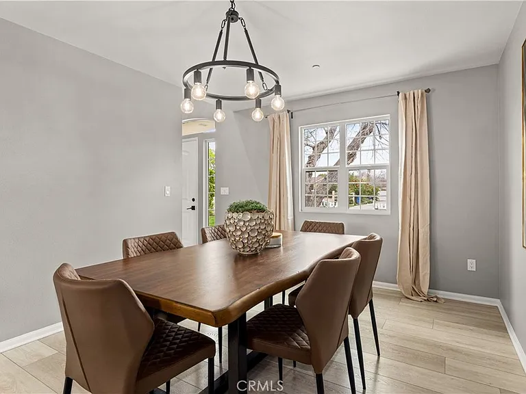 8213 Quartz Ave — Photo 12