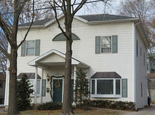 236 9th Ave, Council Bluffs, IA 51503