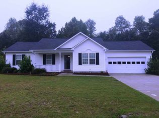 153 Wheaton Dr, Richlands, NC 28574