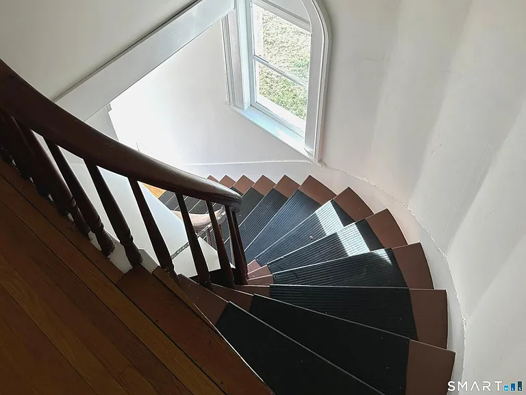 110 Boston St #2 — Photo 4