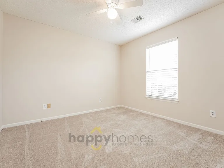 1627 Dexter Ln — Photo 12