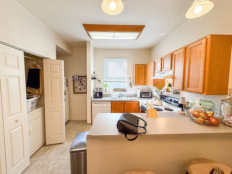 3552 SW 30th Way #141 — Photo 6