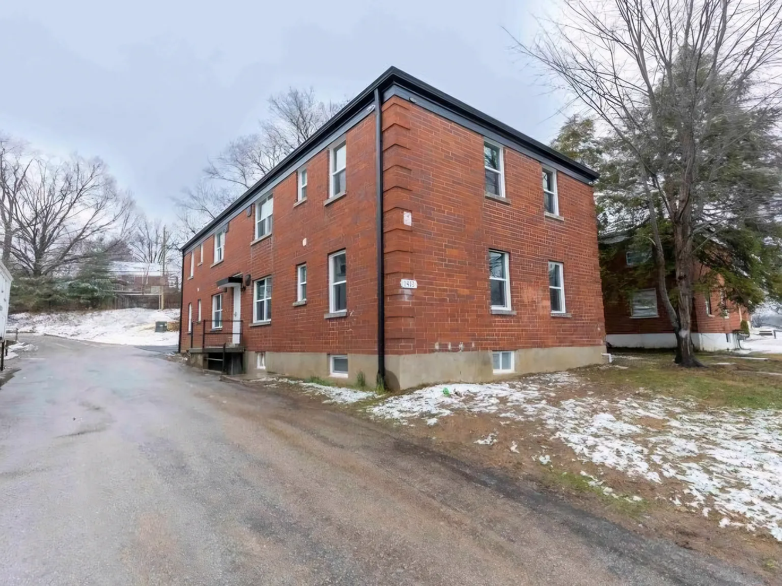 1413 Nightingale Rd - Unit 2 B — Photo 2