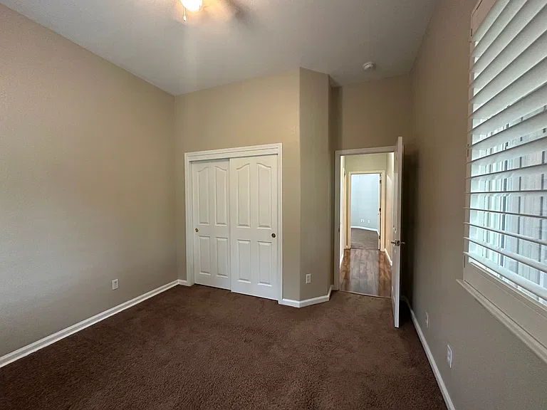 416 Farinelli Pkwy — Photo 16