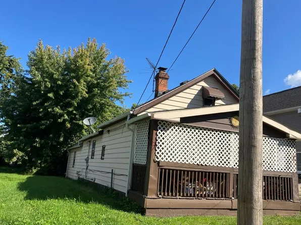 6215 Hosmer Ave, Cleveland, OH 44105