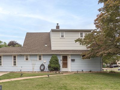 20 New School Ln, Levittown, PA, 19054