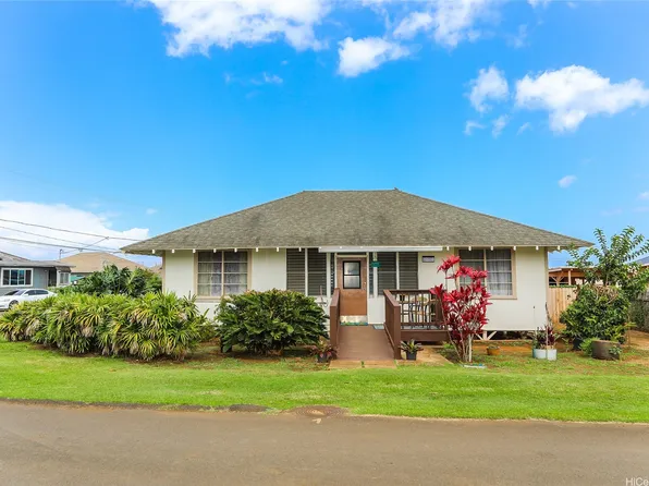 67-197 Kanoulu St, Waialua, HI 96791