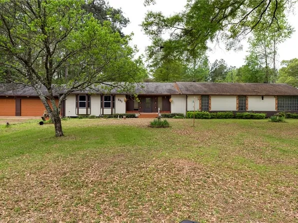 251 Gene Messer Rd, Forest Hill, LA 71430