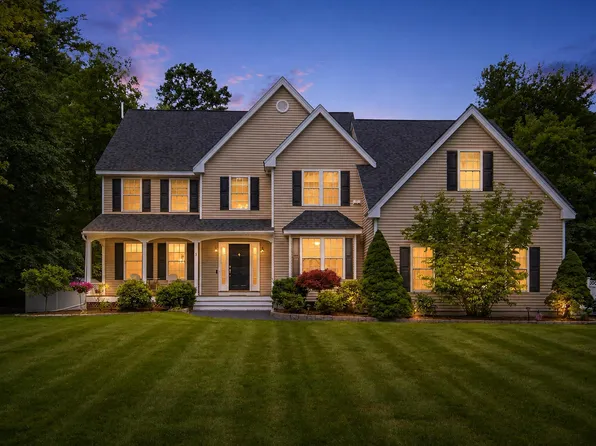 3 Taconic Drive, Merrimack, NH 03054