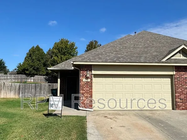 13821 Oxford Dr, Edmond, OK 73013