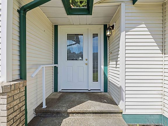 3rd image of 11915 238a St