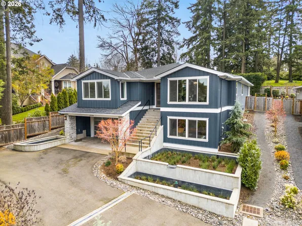 2126 Wembley Pl, Lake Oswego, OR 97034