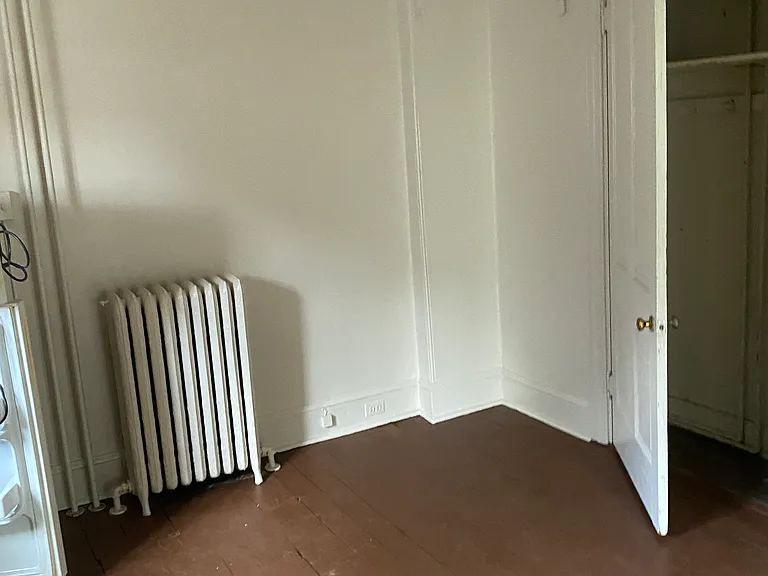 128 N Pine St #6 — Photo 10