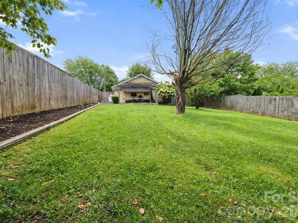 71 5th Ave, Asheville, NC 28806