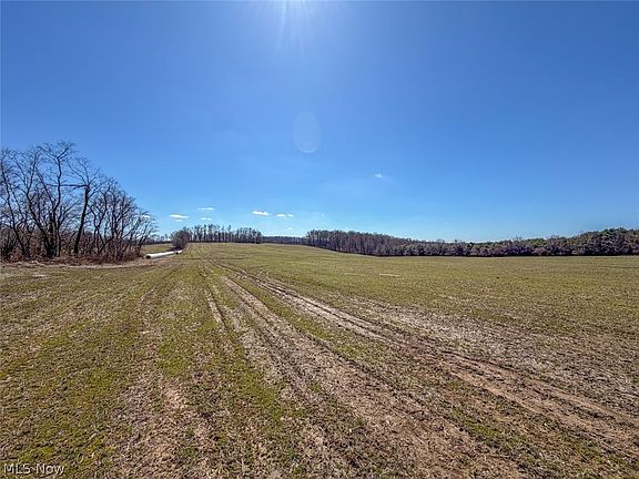 5th image of 17970 Scott Rd