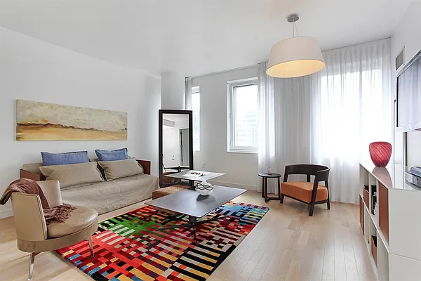 Rented by Corcoran | media 24