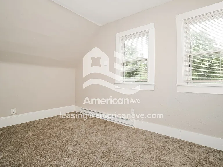 731782_010_main_bedroom_12854015.jpg