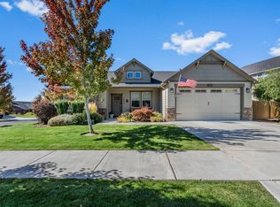 2899 SW 47th St, Redmond, OR 97756