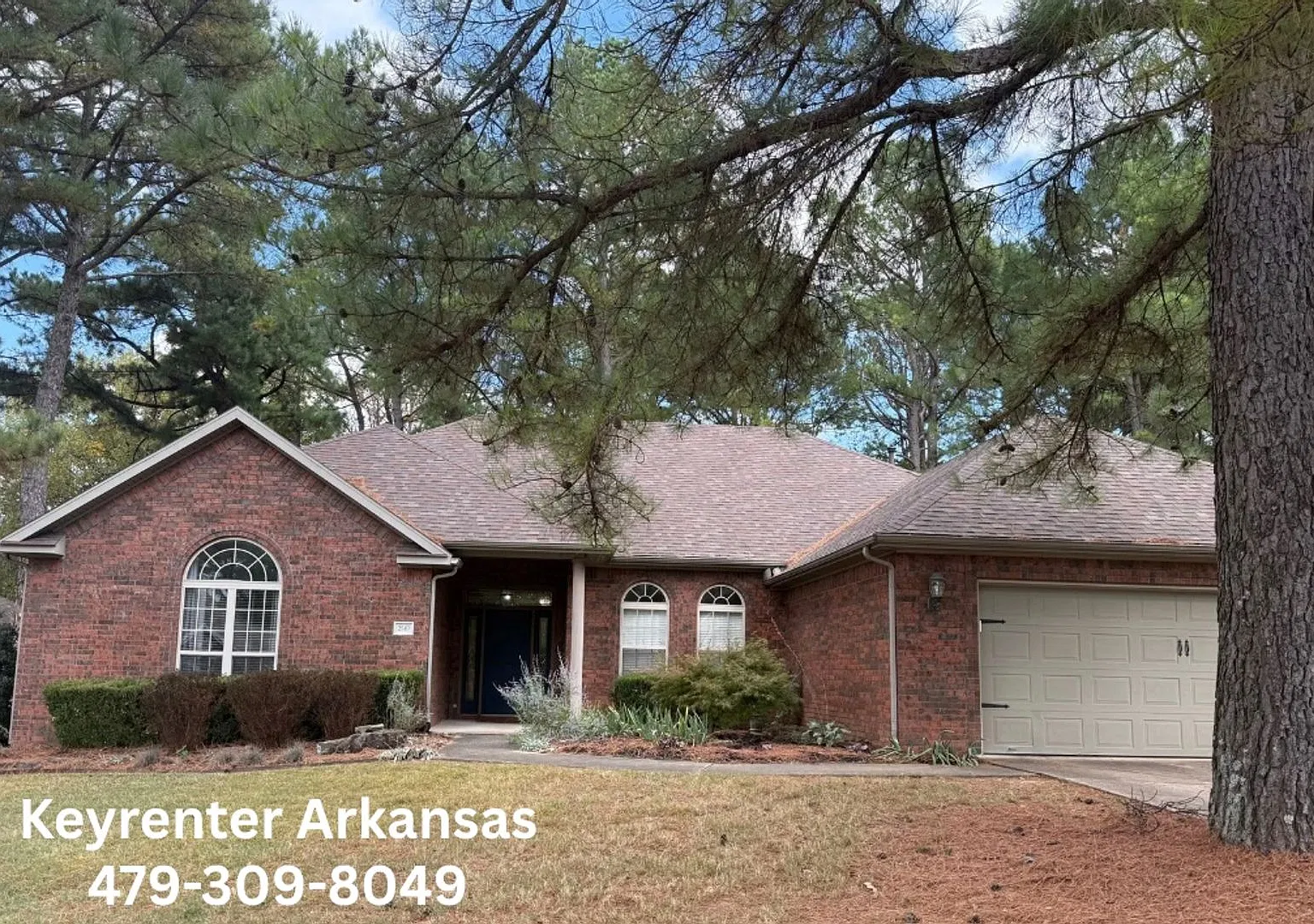 Spacious 4-Bedroom Home for Lease with Community Pool Access — Photo 1